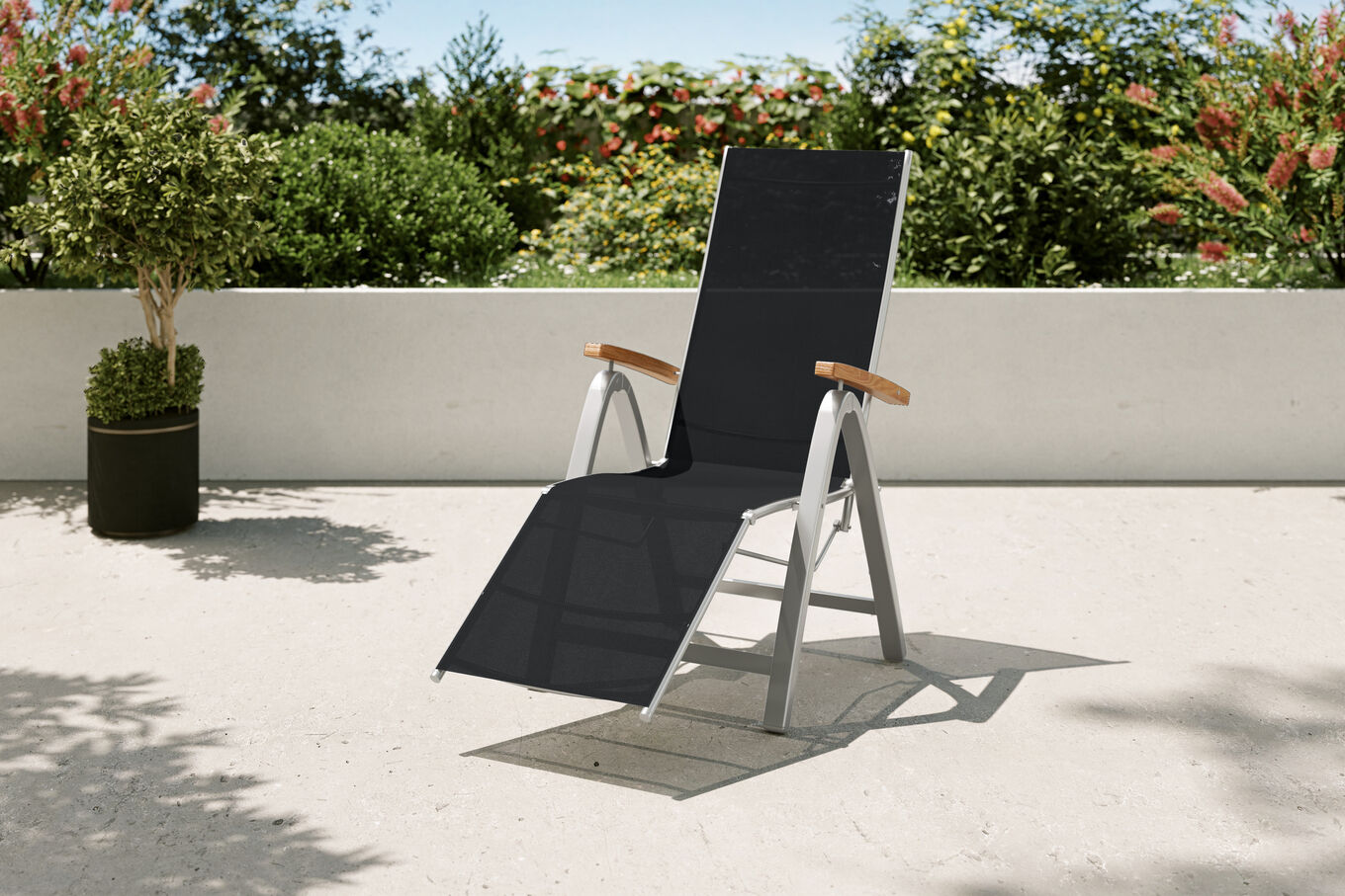 VILLANA Tasmania Relaxsessel, silber/schwarz, Alu/Textilene, Eukalyptus-Armlehnen, höhenverstellbar, FSC®-zertifiziertes Produkt 80119__1