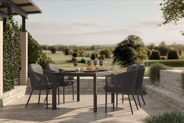 81283  bFErgq39s 6b7fccf5862448c59d810894a8a514ad74e7b48a