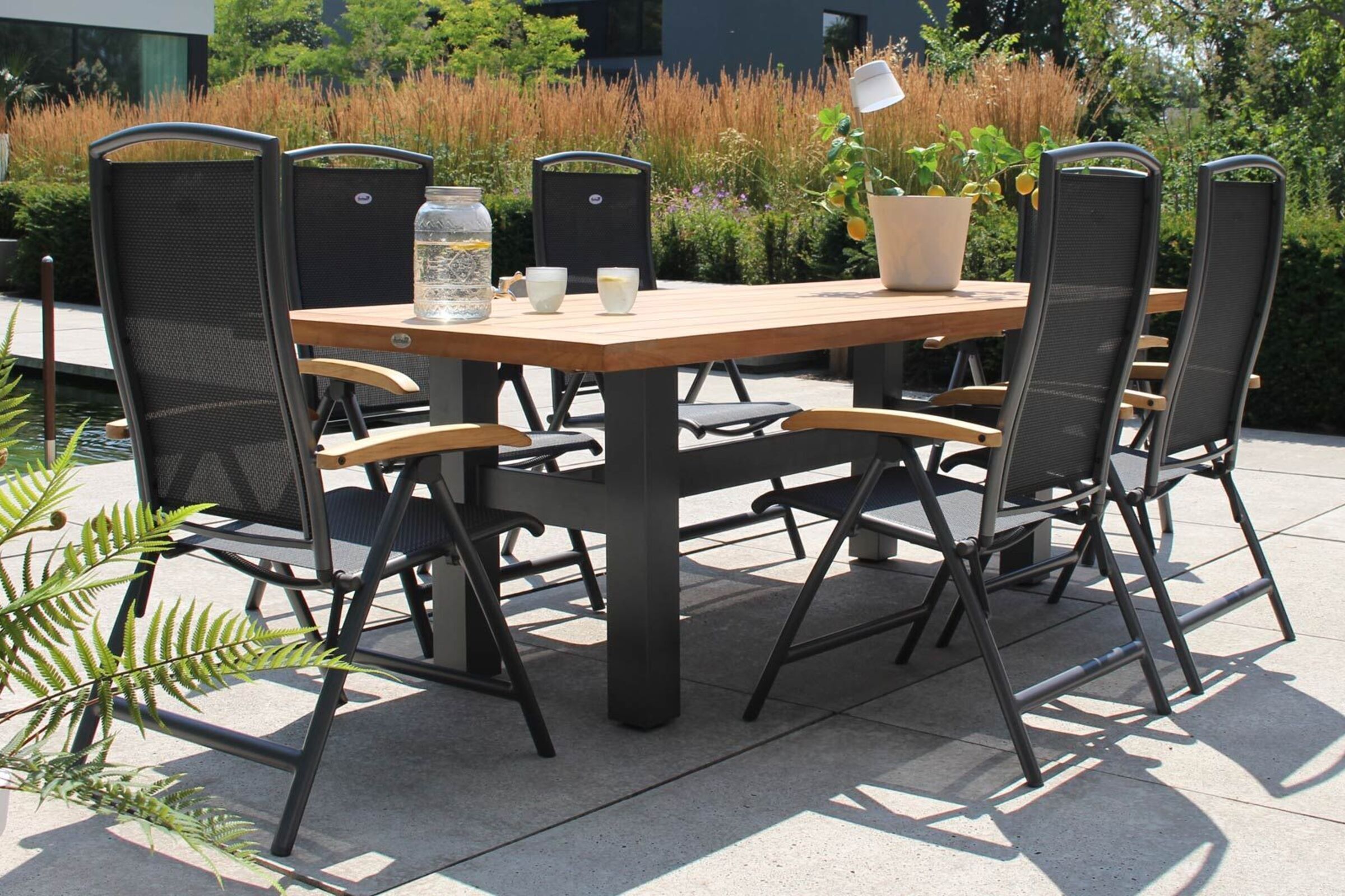 11665-1  6 cb0d3f1c96a9816499f27a153d61f3a46f20244e