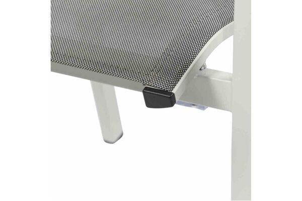 17135-2  4 2993b3026d1c04b0fac9e1f6bd31dea9b9bed7fa