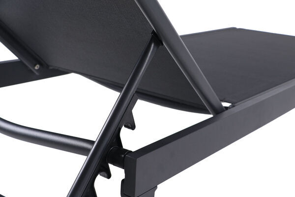 20394  6 d891f15aea7305cce67331a6c7894bc078e6b577