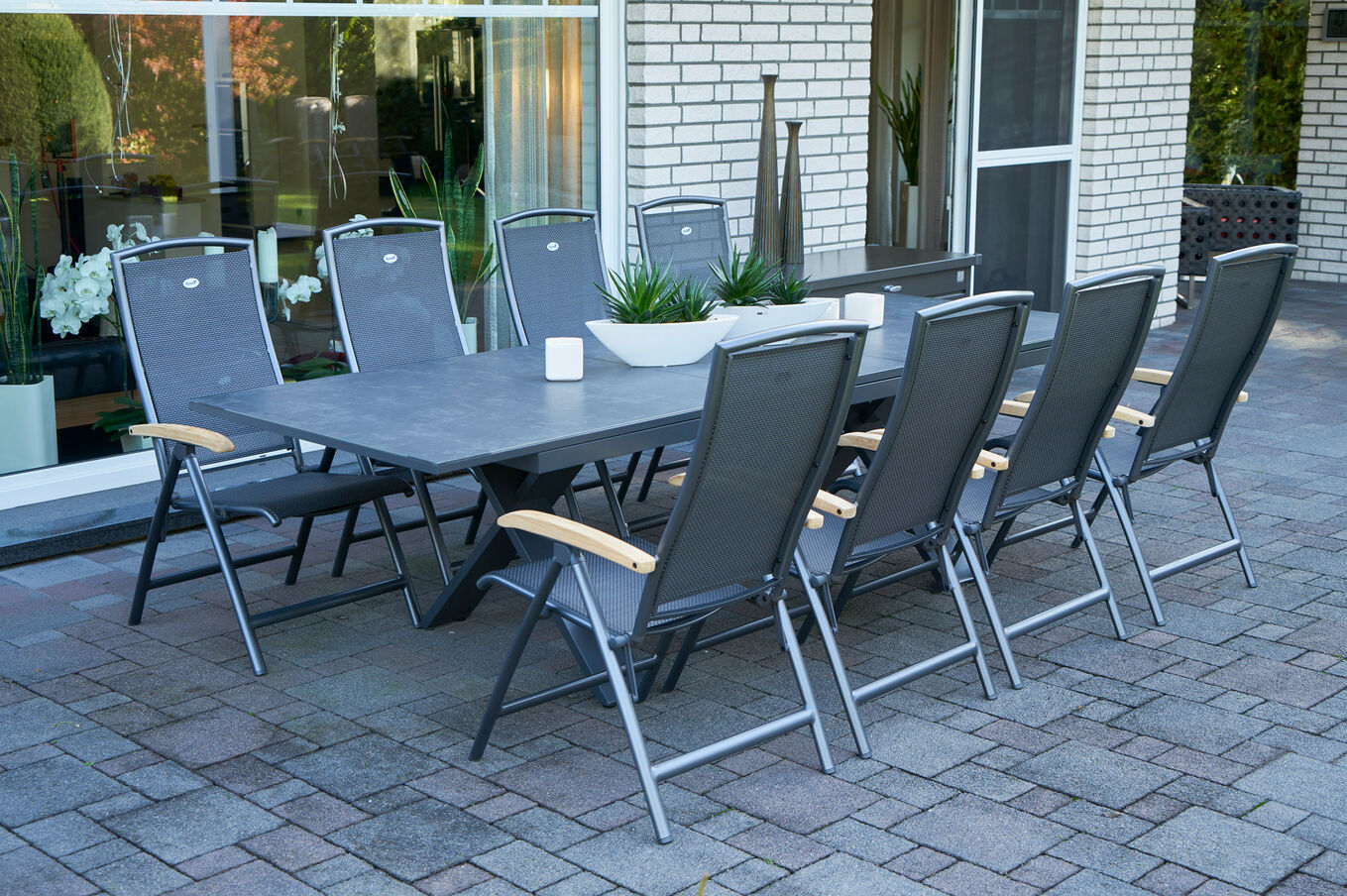 HARTMAN Sondermodell Xanadu / Raffaelo Garten-Essgruppe, xerix/anthrazit, Alu/Glaskeramik, 8 Klappstühle, 220/280x100cm 21094__1