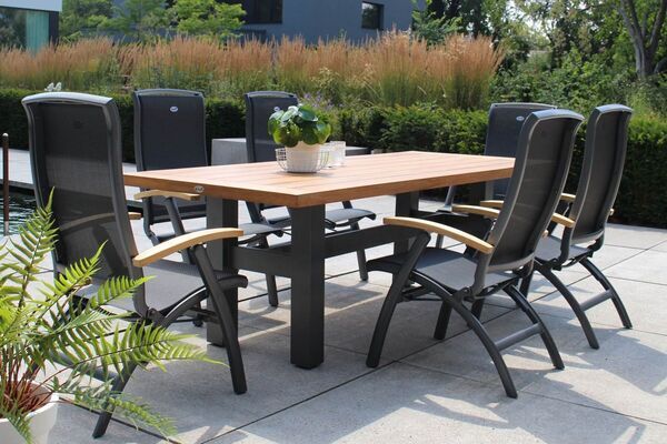 11660-1  6 65e8fd93cefb28ea0b7decb28bcbaad576780476