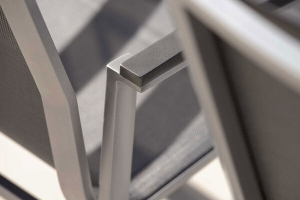 21913  3 a0a5a718bfff10ac24076537d25b715a2063e197