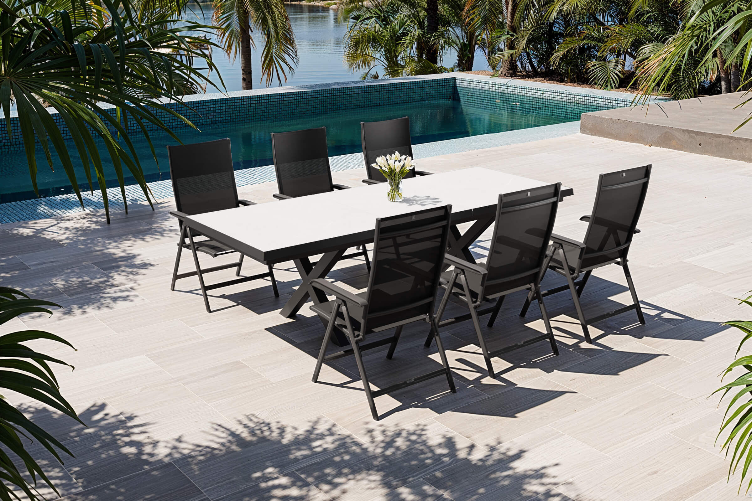 81272  b5YlNcAEz 1c62c9a428a55100ecd5d29d9722f8b892832575