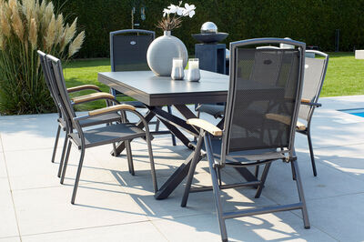 23300  1 85bbc972aa6069307339b37c4240f92f36ad577a