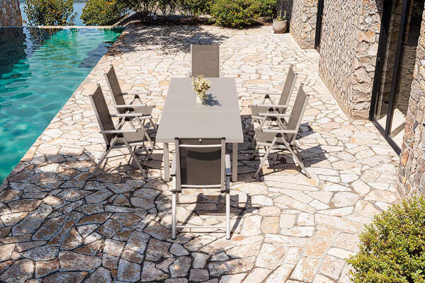 81342  b2tLnAlJN 1ee3502809f7eaccbf94a2e64df93700d69359ba