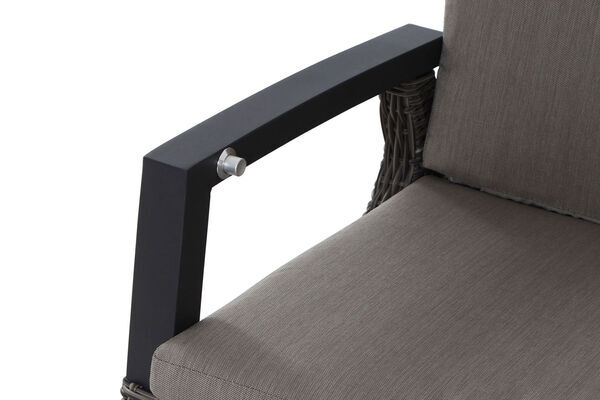 22119  6 ce8c058516b057e68df5705a71c748b693c15dee