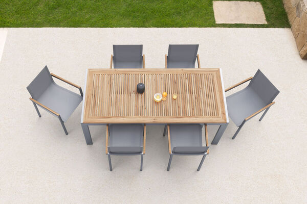 14212  3 04f4730e03224953b1481adf936028f9d6256e66