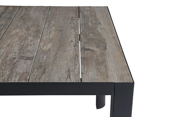 23827  14 8f35e072a69cd0372d54d1af1fcdcfd7d5d1985d