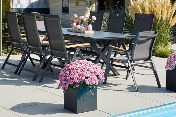 23273  1 7b643af9b4e07e87002e8791262902849be05f50