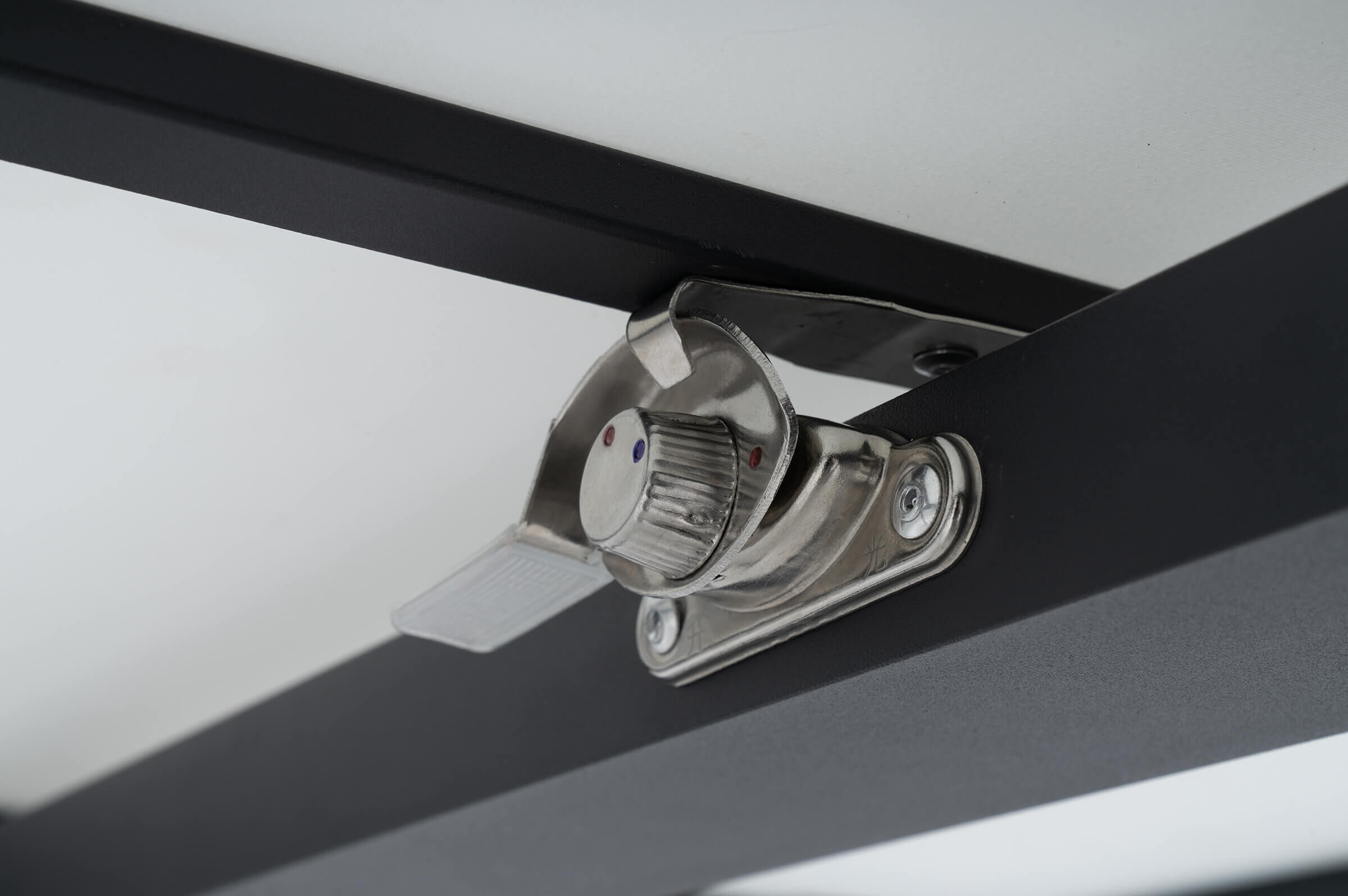 13395-1  bmmoxSr1A 646892649b69825452501e99d3bb58819e8b6486